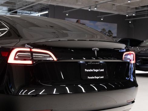 Used 2023 Tesla Model 3 Standard Range RWD image 29