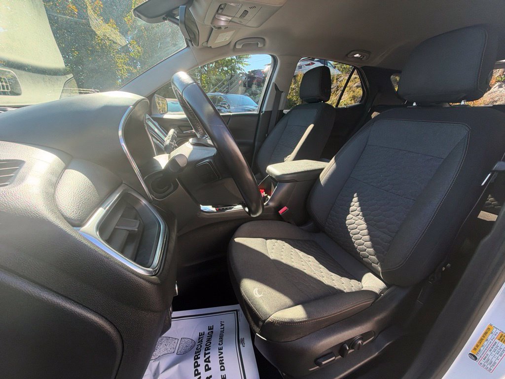 Used 2018 Chevrolet Equinox LT FWD image 14