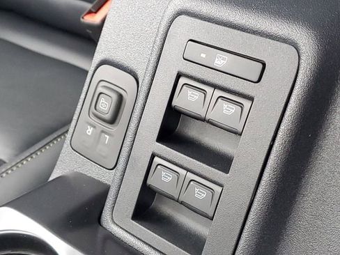 New 2026 Ford Bronco Badlands image 27