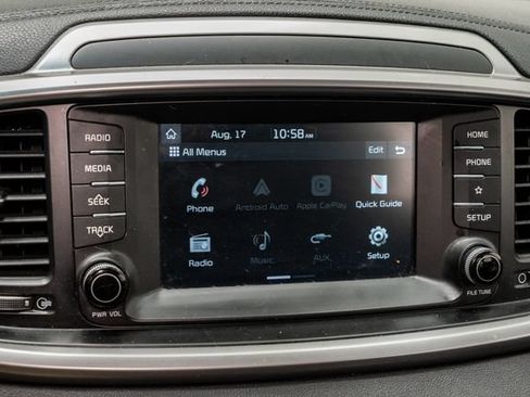 Used 2019 Kia Sorento L FWD image 17