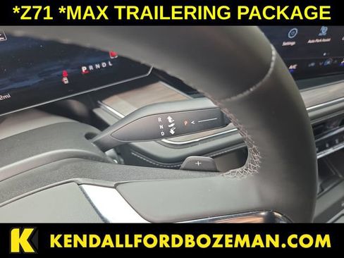 Used 2025 Chevrolet Suburban Z71 w/ Comfort Package AWD/4WD image 16