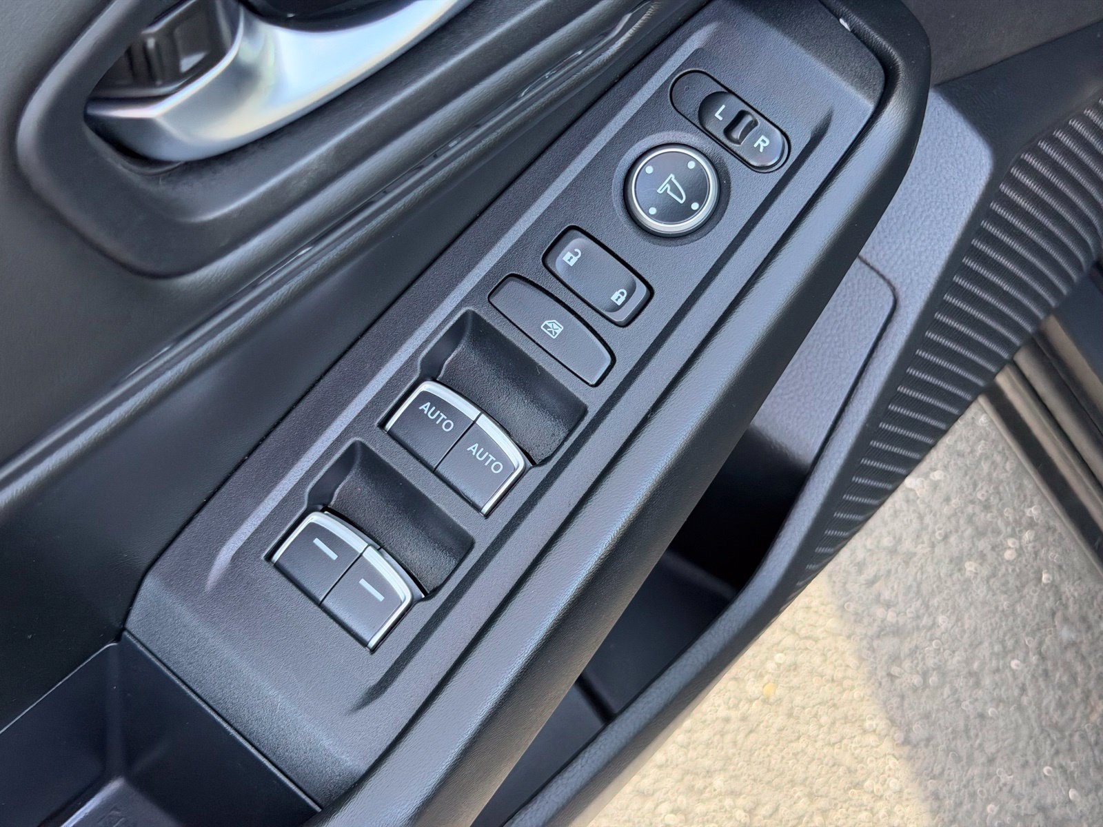 Used 2024 Honda Accord EX image 14