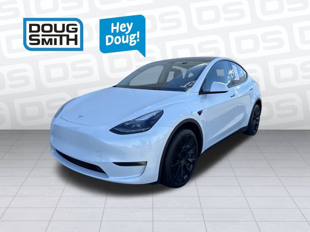 Used 2025 Tesla Model Y Long Range AWD/4WD image 3