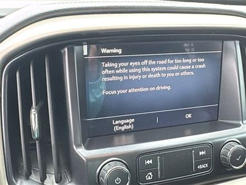 Used 2021 GMC Canyon Denali image 13