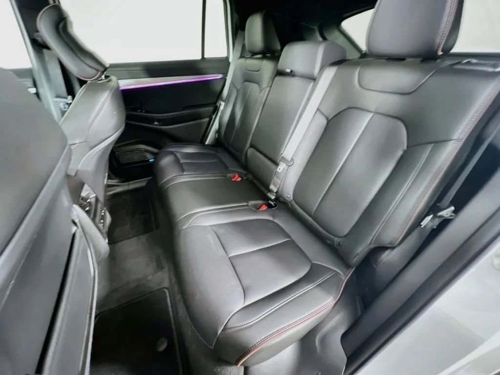 Used 2024 Jeep Wagoneer Launch Edition AWD/4WD image 27