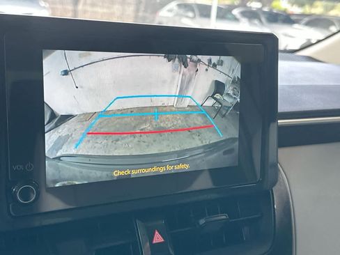Used 2025 Toyota Corolla LE FWD image 19