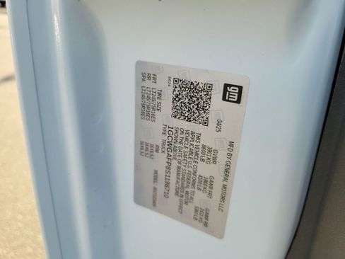 New 2025 Chevrolet Express 2500 w/ Driver Convenience Package image 30