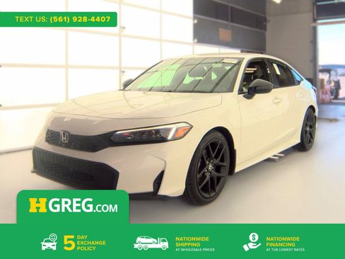 Used 2025 Honda Civic Sport image 1