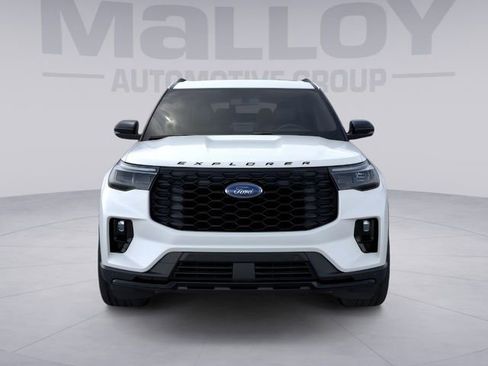 New 2026 Ford Explorer ST-Line w/ ST-Line Street Pack AWD/4WD image 6