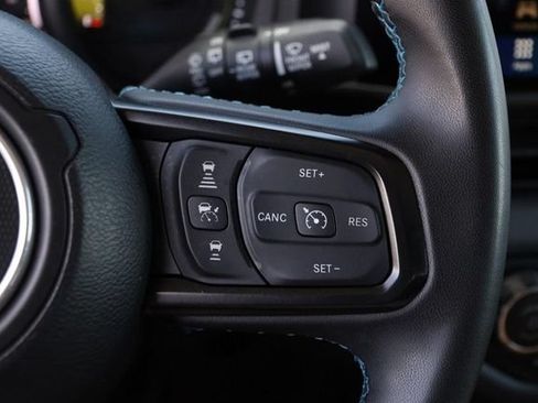 Used 2024 Jeep Wrangler Unlimited Rubicon 4xe AWD/4WD image 12