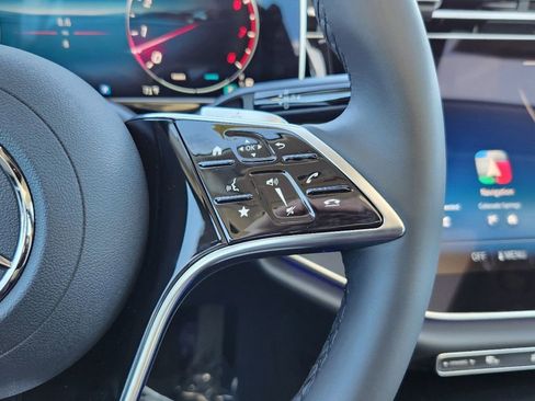 Used 2025 Mercedes-Benz E 450 4MATIC Sedan image 26