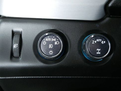 Used 2017 GMC Yukon XL SLT image 18