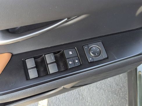 Used 2021 Lexus UX 250h w/ Premium Package image 24