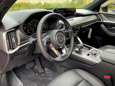 New 2025 MAZDA CX-70 Plug-In Hybrid w/ Premium Plus image 8