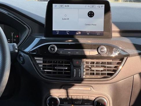 Used 2023 Ford Escape ST-Line image 13