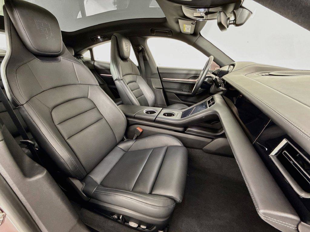 Certified 2024 Porsche Taycan 4S AWD/4WD image 29