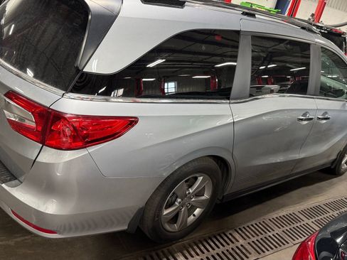 Used 2018 Honda Odyssey EX-L image 5