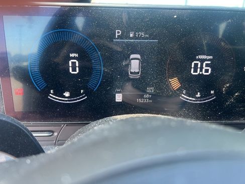 Used 2024 Hyundai Kona SEL image 4