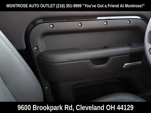 New 2025 Land Rover Defender 90 S image 23