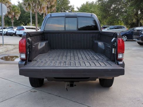 Used 2020 Toyota Tacoma SR w/ SR Convenience Package RWD image 22