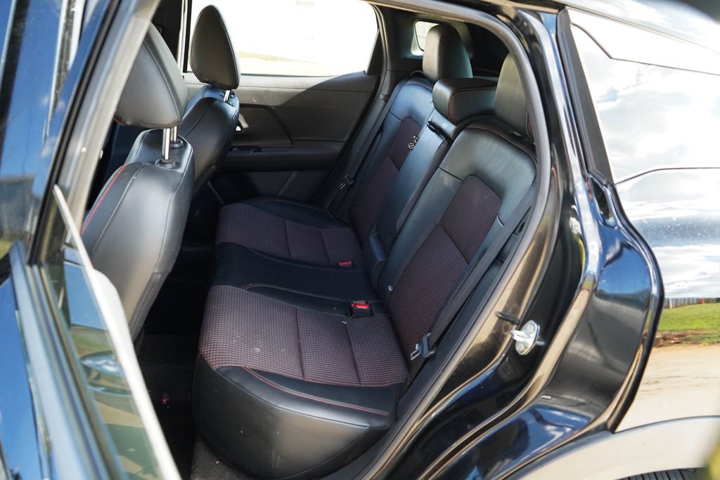 Used 2025 Nissan Kicks SR FWD image 9