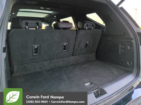 Used 2024 Chevrolet Traverse RS AWD/4WD image 30