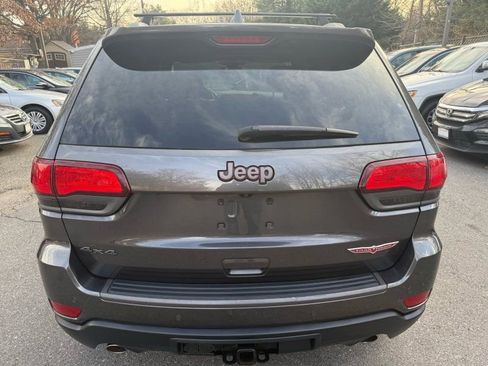 Used 2017 Jeep Grand Cherokee Trailhawk image 6