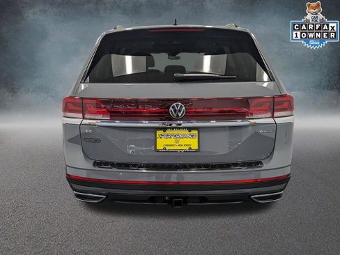 Used 2025 Volkswagen Atlas SE w/ Panoramic Sunroof Package image 6