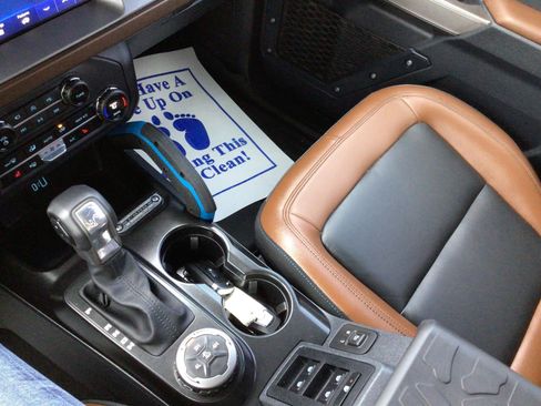 Certified 2023 Ford Bronco Outer Banks AWD/4WD image 20