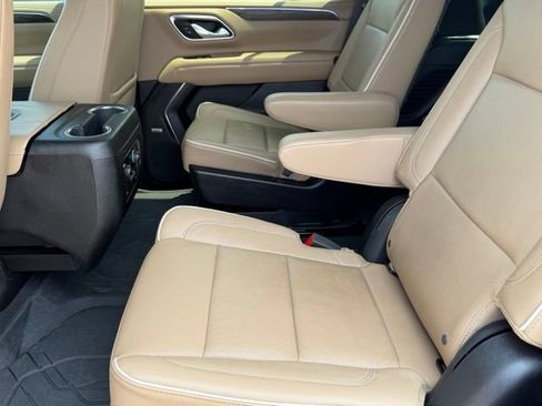 Used 2023 Chevrolet Tahoe Premier RWD image 15
