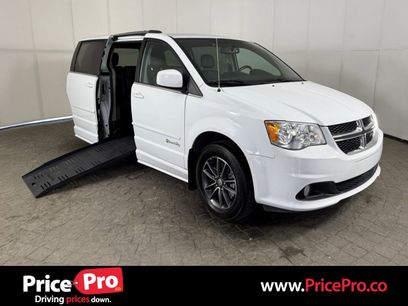 Used 2017 Dodge Grand Caravan SXT