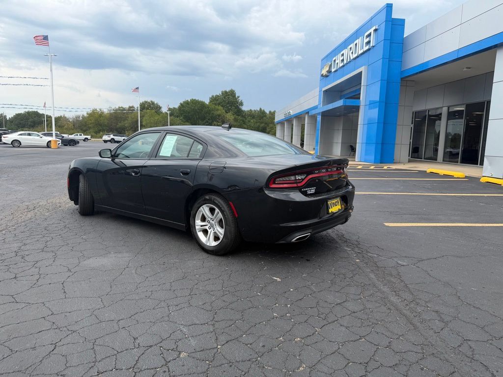 Used 2023 Dodge Charger SXT RWD image 3