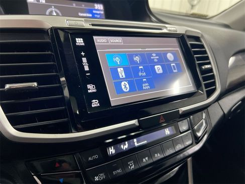 Used 2017 Honda Accord EX-L image 13