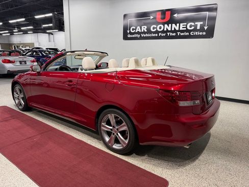 Used 2013 Lexus IS 250C RWD image 19