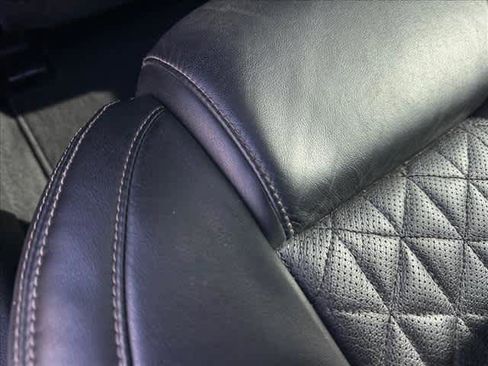 Used 2018 Nissan Maxima Platinum image 13