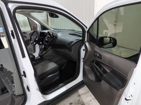 Used 2020 Ford Transit Connect XL FWD image 12