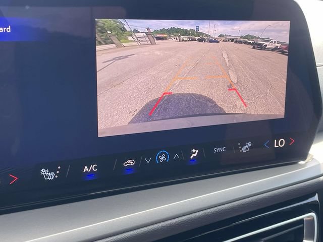 New 2026 Chevrolet Traverse LT FWD image 13