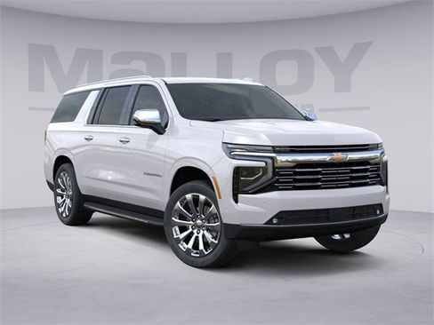 New 2025 Chevrolet Suburban Premier image 10