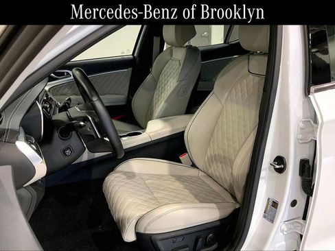 Used 2023 Genesis G70 3.3T w/ Sport Prestige Package AWD/4WD image 7