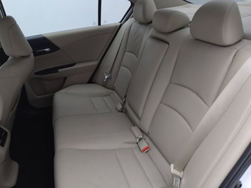 Used 2015 Honda Accord EX-L image 18