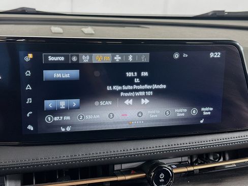 Used 2024 Nissan Ariya AWD image 21