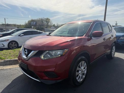 Used 2016 Nissan Rogue S image 3