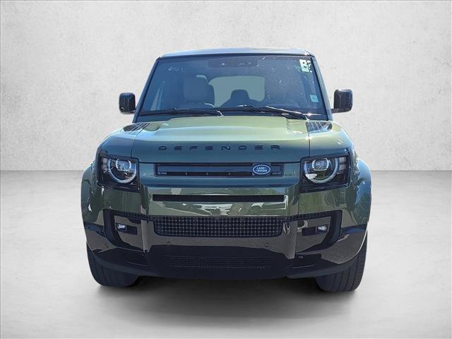 New 2026 Land Rover Defender 110 X-Dynamic SE AWD/4WD image 2