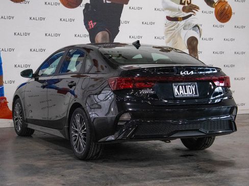 Used 2024 Kia Forte GT-Line w/ GT-Line Premium Package image 23