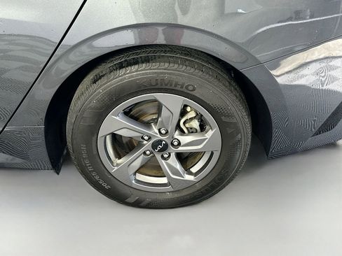 Used 2023 Kia K5 LXS FWD image 28