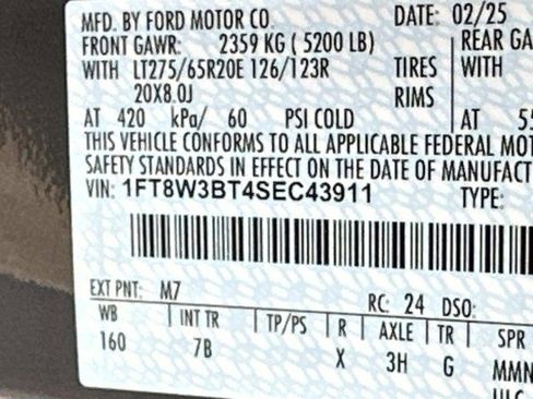 New 2025 Ford F350 Platinum w/ FX4 Off-Road Package image 31