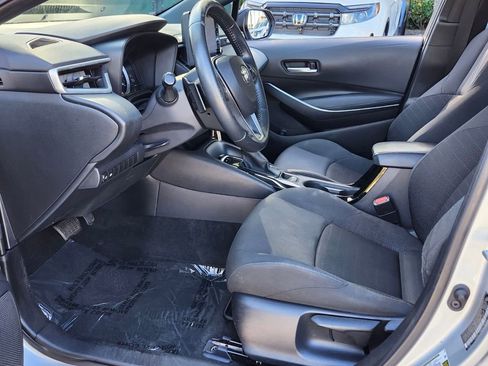 Used 2022 Toyota Corolla SE image 5