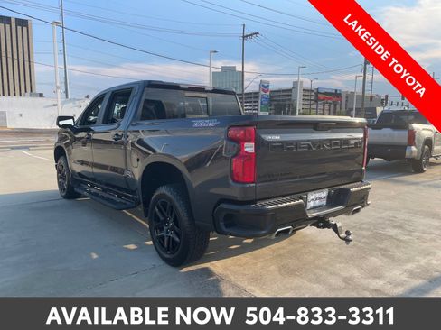 Used 2022 Chevrolet Silverado 1500 LT Trail Boss w/ LT Trail Boss Premium Package AWD/4WD image 3