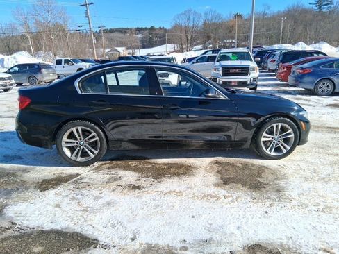 Used 2018 BMW 330i xDrive Sedan w/ Convenience Package image 8