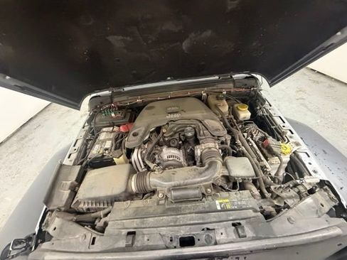 Used 2018 Jeep Wrangler Unlimited Sport AWD/4WD image 13